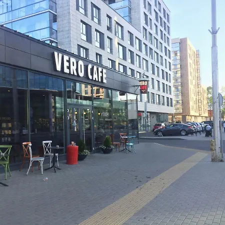 Spacious 2-Bedroom Apartment Free Private Parking In Vilnius