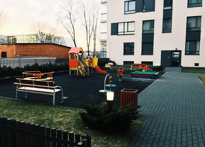 Spacious 2-Bedroom Apartment Free Private Parking In Vilnius Вильнюс